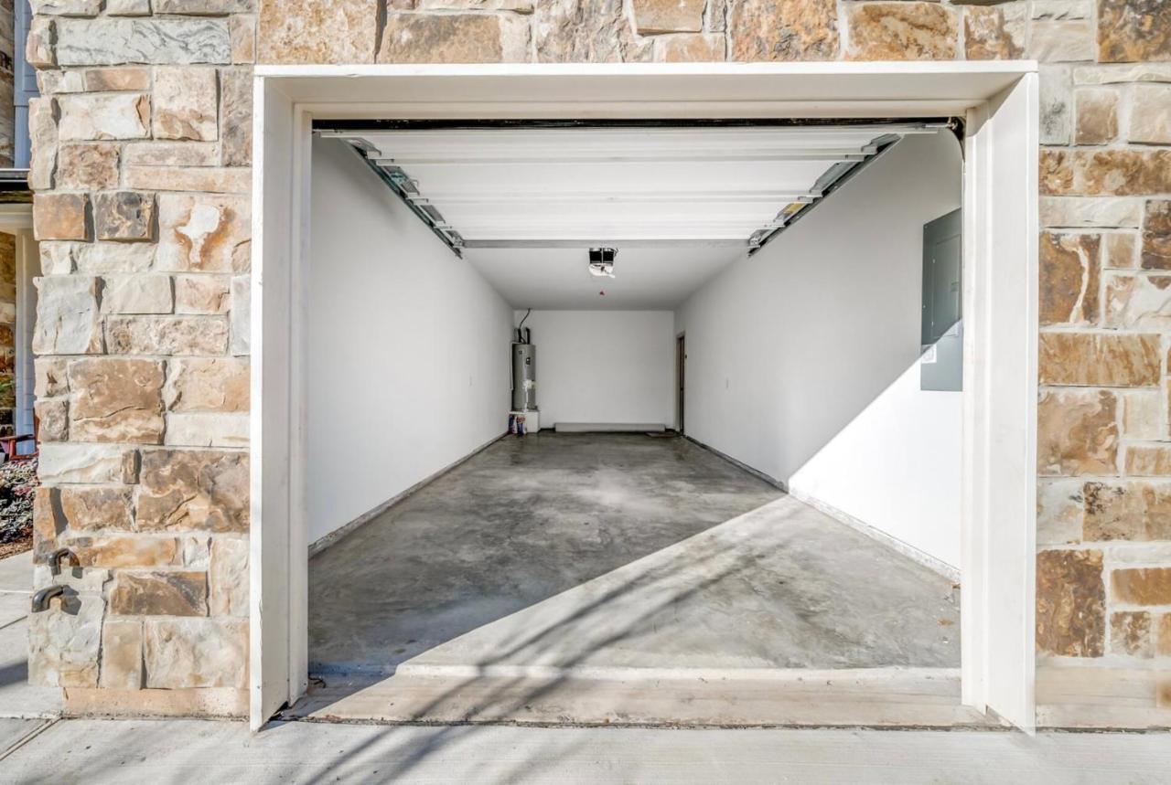 Stylish Townhome Near At&T Stadium, Globe Life, Six Flags & More Arlington Zewnętrze zdjęcie